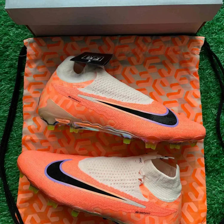 Nike United Pack the Phantom GX